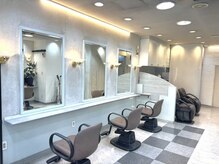 完全予約制◎レトロな雰囲気で落ち着いた雰囲気の店内です