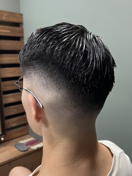 スタンドバーバー 柏(STAND BARBER) 波巻きツイストスパイラル/リバースセンターパート/柏/柏駅