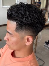 THREE HAIR SHOP【8月上旬 NEW OPEN(予定)】 <理容室>吹田/MEN'S/ツイストスパイラルパーマ/スペインカール