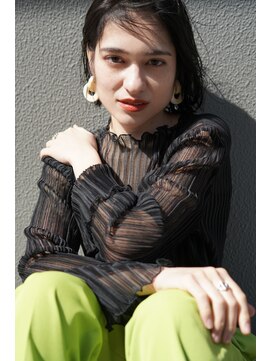 イリ(iri) 〈iri〉ショート/レイヤー/無造作ヘア