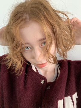 ナヌークカフラ(nanuk kafla) nanuk takabayashi ハイトーンオレンジベージュ