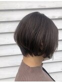 ショートボブ