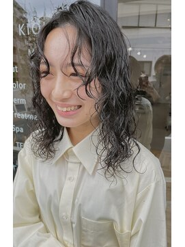 トナリ(tonari) くるくるパーマ