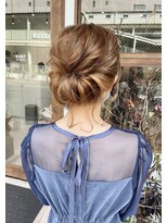 クルト バイ マルカ(KURT by MARUCA)&nbsp;結婚式ヘアセットギブソンタック外国人風ルーズアレンジ後れ毛