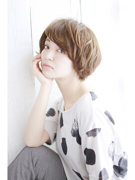 シュシュット(chouchoute) 斜めバングデザインカラーシルキーベージュグレージュカラー/038