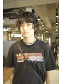 グランジウルフの外国人風ニュアンスカーリーパーマ 2 【影山】