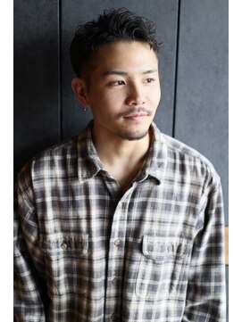 ラテ(LATTE) リバース耳かけ風ショート