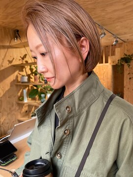 ライト(LIGHT) ハイトーンボブ