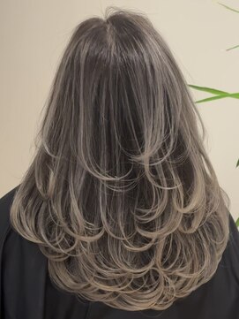 ヘアールーチェ(Hair Luce) レイヤーバレイヤージュ