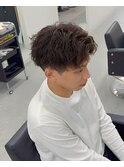 センターパートツイストスパイラルパーマ