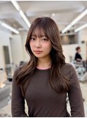 大人かわいいフェイスバタフライレイヤーカットグレージュヘア