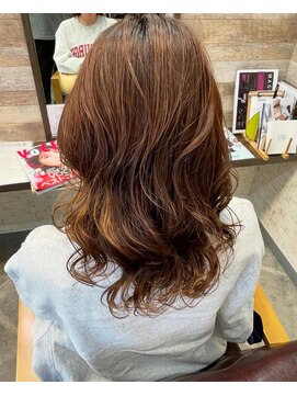 シャラク 羽広店(sharaku) コテ巻きパーマ