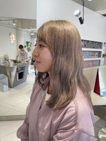 ステラ ヘア デザイン サロン(STELLA hair design salon)&nbsp;ミルクティーベージュ×ミディアムレイヤー 【由比藤】