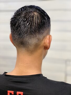 新宿 セイヴィアン ヘアーギャラリー(Savian Hair garelly) 【新宿savian】フェードカット　スキンフェード0.8mm～ 【新宿】