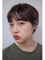 ハニーマスタード(HONEY MUSTARD)&nbsp;深みボルドーカラーのミニマルニュアンスパーマのショート