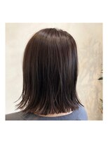 ベースヘアー(BASE hair)&nbsp;【アッシュベージュの切りっぱなしボブ】