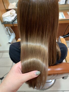 テトラ バイ ネオリーブ 横浜西口店(tetra by neolive) 最高のツヤとまとまり♪髪質改善トリートメント