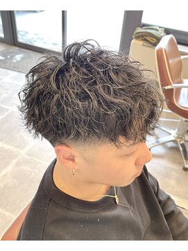 ヘアーショップケイ(HAIR SHOP K.) フェードスタイル×ラフに動くツイスパ