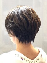 タイズ(ties) 20代30代大人ショートボブｘ小顔ウルフカット丸みショート