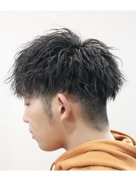ウィスカーヘアー(whisker hair) ハードツイストスパイラル