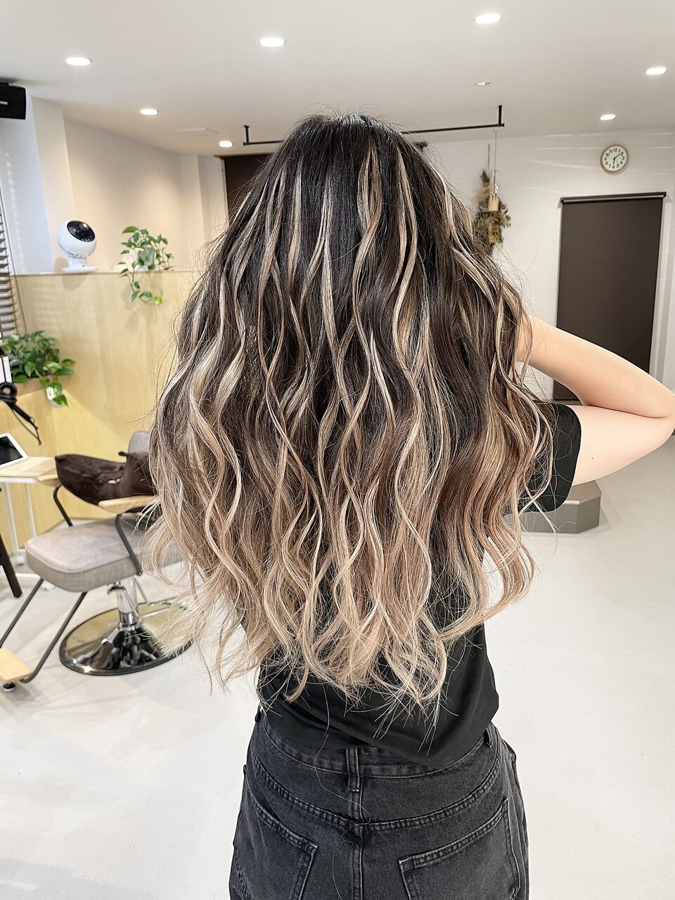バレイヤージュ風エクステ：L183029657｜チオ(Chio)のヘアスタイル