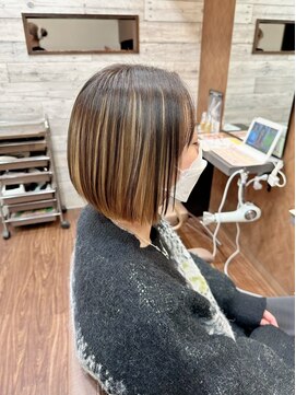 ヘアーショップ エヌアンドエー 幸手店(hairshop N&A) 前下がりボブ 大人ミディ Wカラー/ハイライト/メッシュ