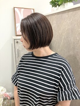 イト(ito.) short bob