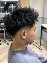 レイズ 名古屋(RAYS) 【スキンフェード】【ジェットモヒカン】T