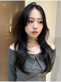 レイヤーカット　韓国ヘア　ブルーブラック