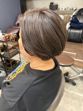 バセット バイ アルター 鎌取店(basset by aL-ter) ミルクティーブロンド/ダークブルー/デジタルパーマ/おゆみ野