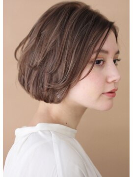 サーカス バイ ビュートリアム 青山(CIRCUS by BEAUTRIUM) ふんわり丸みのある＊ナチュラル大人ショートボブ