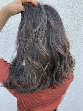 ヘアーリゾート マハナ(HAIR RESORT MAHANA) silver gray  highlight