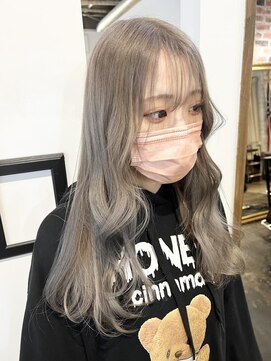 トロニー(TLONY) ホワイトグレージュ stylist/miaki