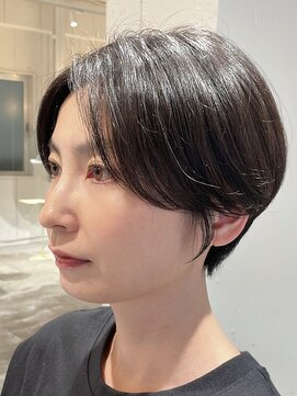 ストレータ バイ マリオ(Strata by mario) ［横山］前髪長め、ハンサムマッシュショート