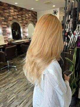 ヘアー リードレス(hair Re:dress) ハイトーンwカラー大人ギャルニュアンスロング外国人風20代30代