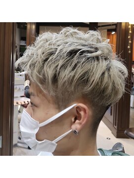 バーバー アカダマ ジェットモヒ