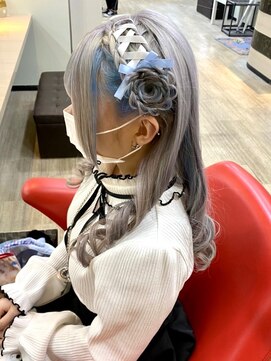 アップスニニー(up's niny) 推し活はこれでしょ♪)『サイドレースアップ♪＆お花風』