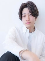 メゾンバイハバナ(maison by HAVANA)&nbsp;メンズ波巻きセンターパートハイライトツーブロックマッシュ