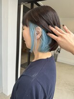 ナンバー(number+)&nbsp;20代30代40代小顔カットインナーカラー透け感水色