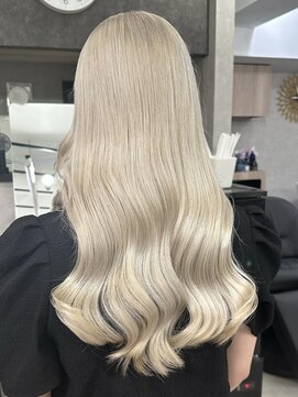 ロウル 渋谷(LOWRL) ホワイトブロンド/ケアブリーチ