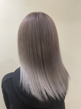 リミックスヘアー(Re:mix hair) ホワイトシルバーグラデーション
