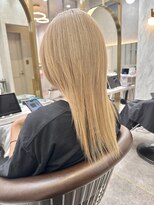 ロンド レア 天神大名店(Lond Le’a) 天神大名ダブルカラーケアブリーチハイトーンブロンドベージュ