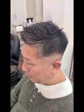 バーバー ダブル(BARBER W) スキンフェード/フェザーアップ/刈り上げ/アップバング/