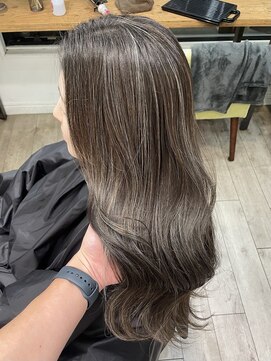 アップ(A+hair) 髪質改善ハイライト40代50代グレイカラー白髪染め白髪ぼかし