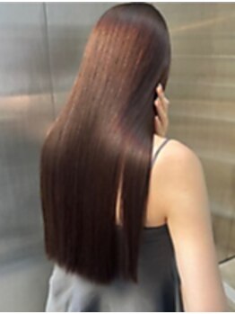 ロチカバイドールヘアー 心斎橋(Rotika by Doll hair)の写真/[髪質改善]ブリーチ毛だから仕方ないと諦めていた方にも！美しいストレートが叶う、酸性ストレート◆