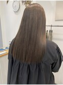明るめグレージュ