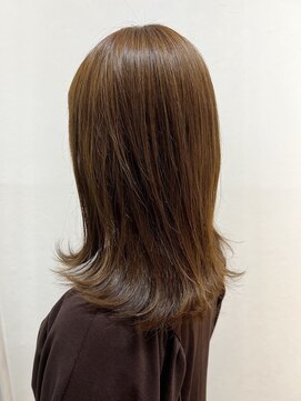 エント エクラート 川越東口店(ento.ECLART) イエローベージュ×外ハネスタイル