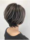 #白髪ぼかし　#グレイカラー　#くびれショート