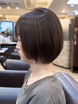 キャラ 池袋本店(CHARA) 大人女性に人気◎上品な丸みショートボブ【池袋/ショート/ボブ】