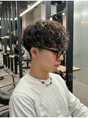 スペインカール ハイライトカラー　メンズカット　メンズパーマ